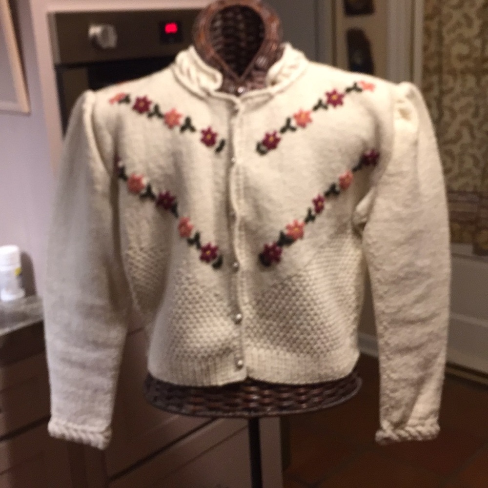 VINTAGE WOOL SHRUG